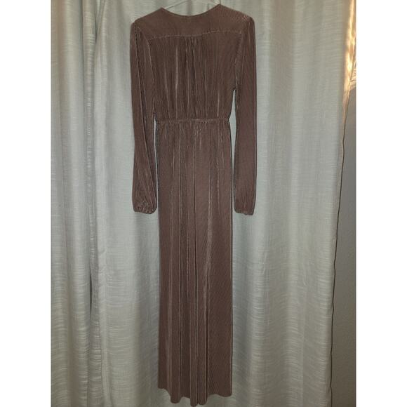 Womens Baltic Born Venus Pleated Maxi Dress in mauve color Size S - Picture 3 of 6